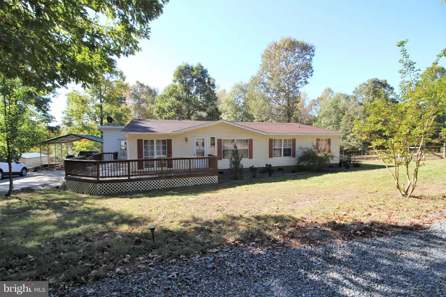 1178 SCHOOL BUS RD, Louisa, VA 23093