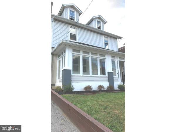 2608 EDGMONT AVE, Brookhaven, PA 19015