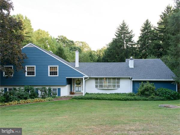 27 WOODLAND DR, Chadds Ford, PA 19342