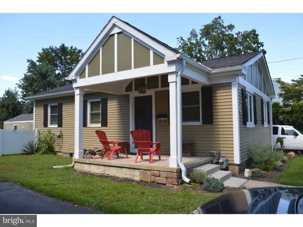 2 UNITY TER, Rutledge, PA 19070