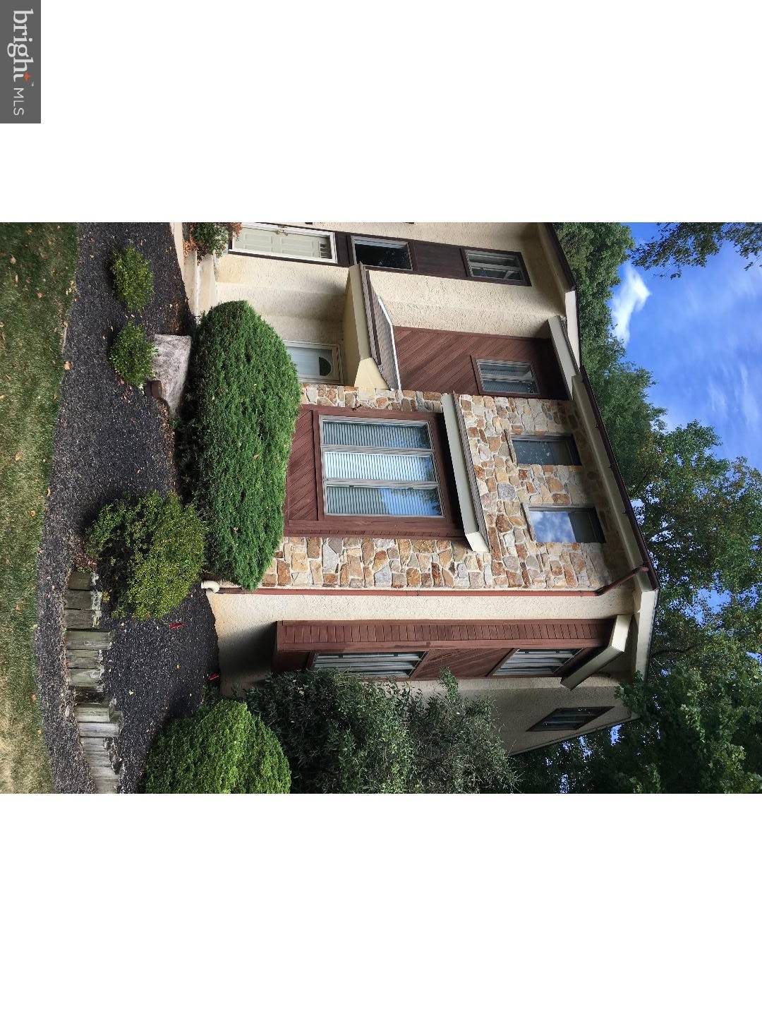 426 HEATHERWOOD DR, Media, PA 19063