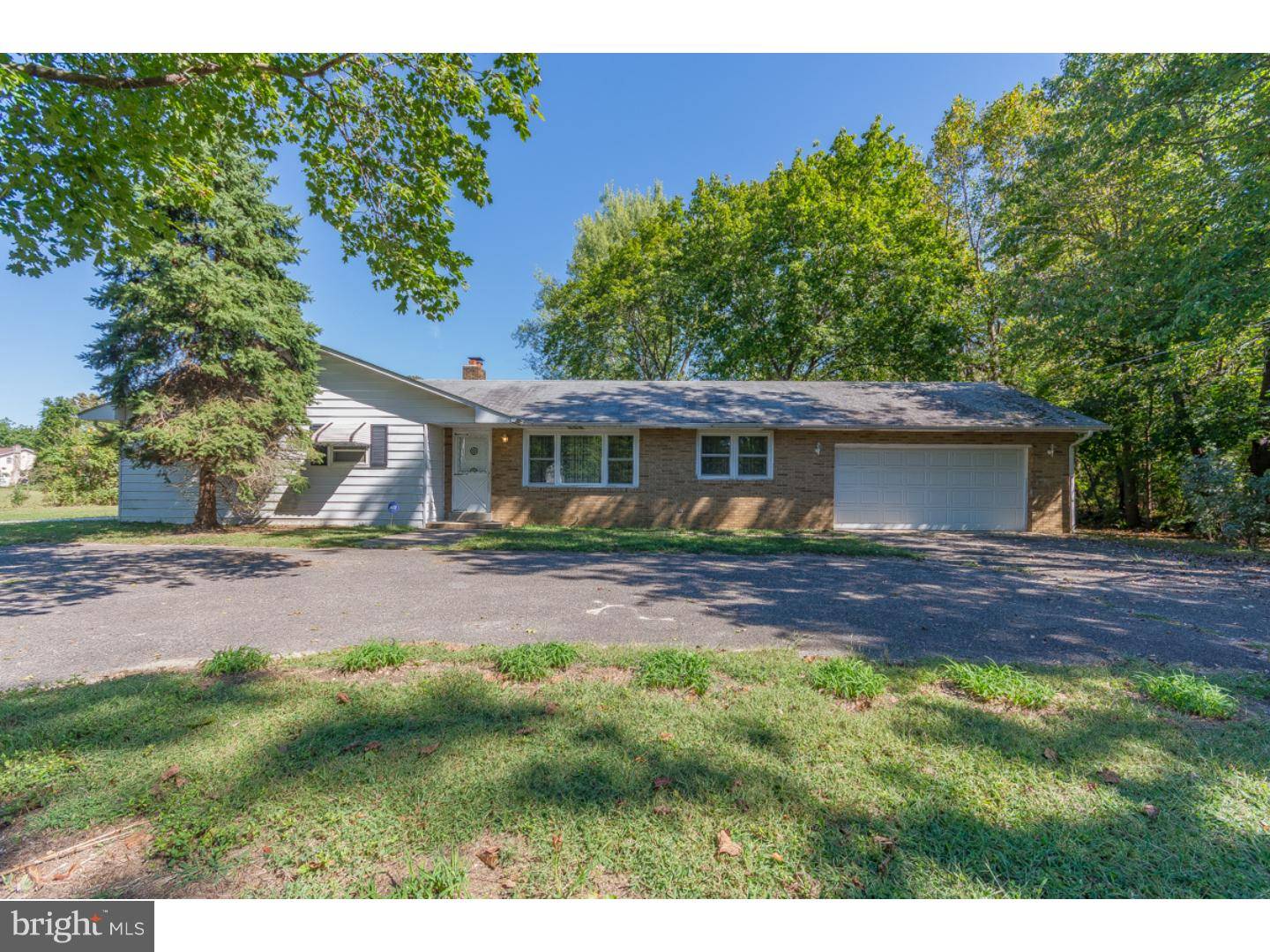 327 S 1ST RD, Hammonton, NJ 08037