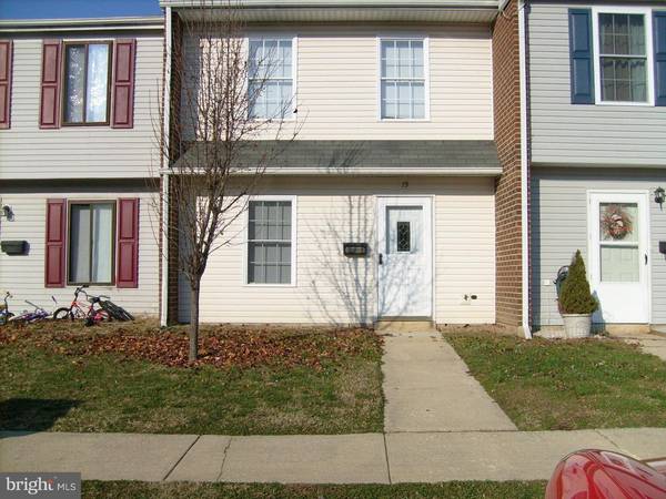 19 SUNNY BND, Newark, DE 19702