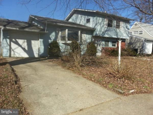 16 ARDMORE DR, Newark, DE 19713