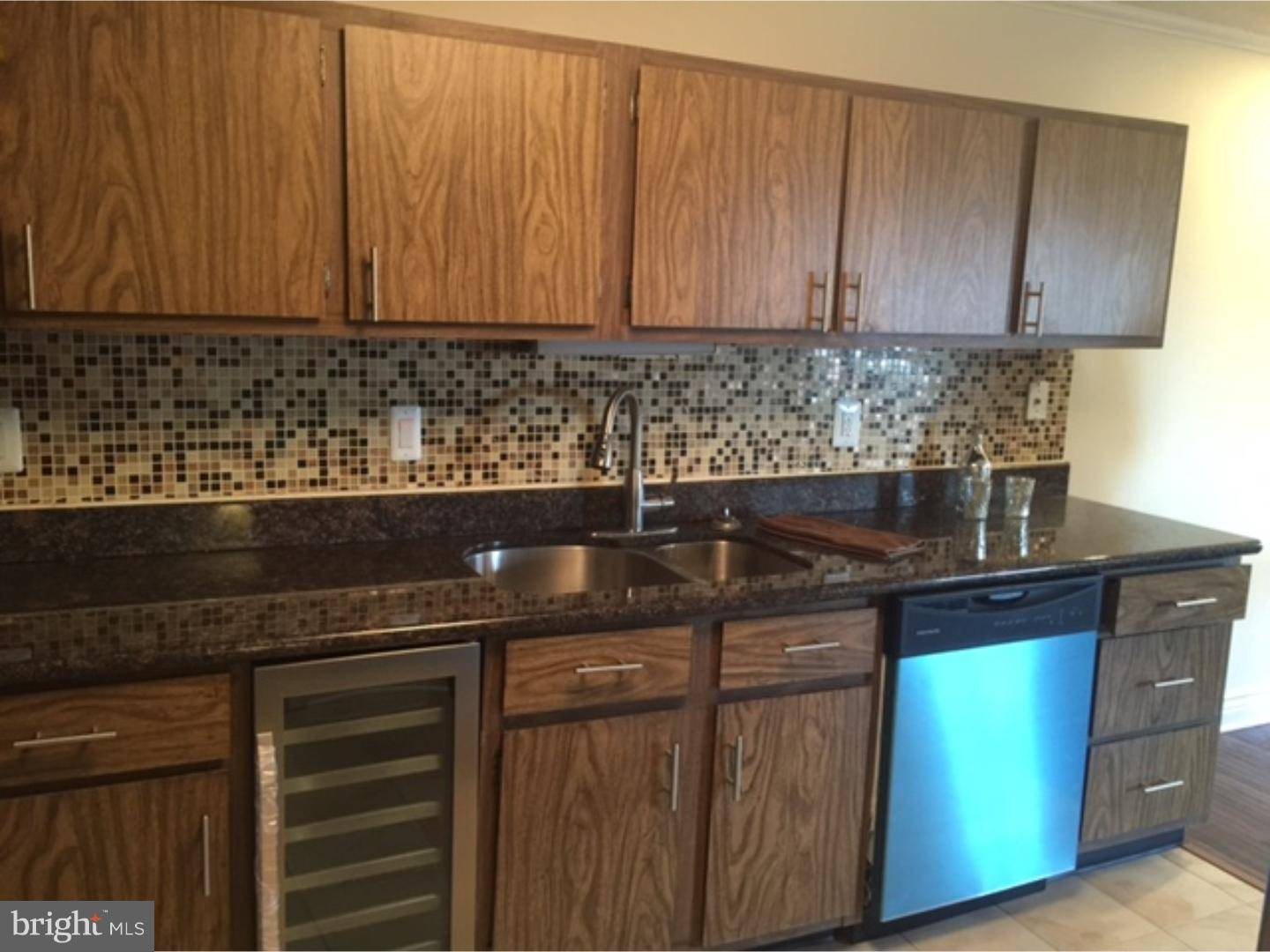 Wilmington, DE 19806,900 N BROOM ST #8