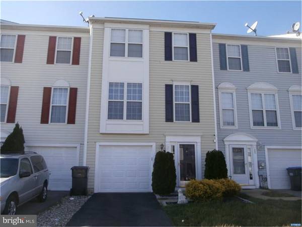 27 LISA DR, Newark, DE 19702