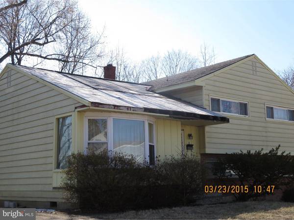 6 E DICKENS RD, Claymont, DE 19703