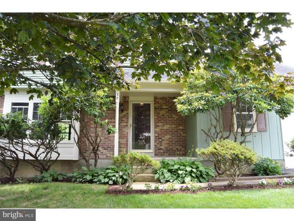 38 QUAIL HOLLOW DR, Hockessin, DE 19707