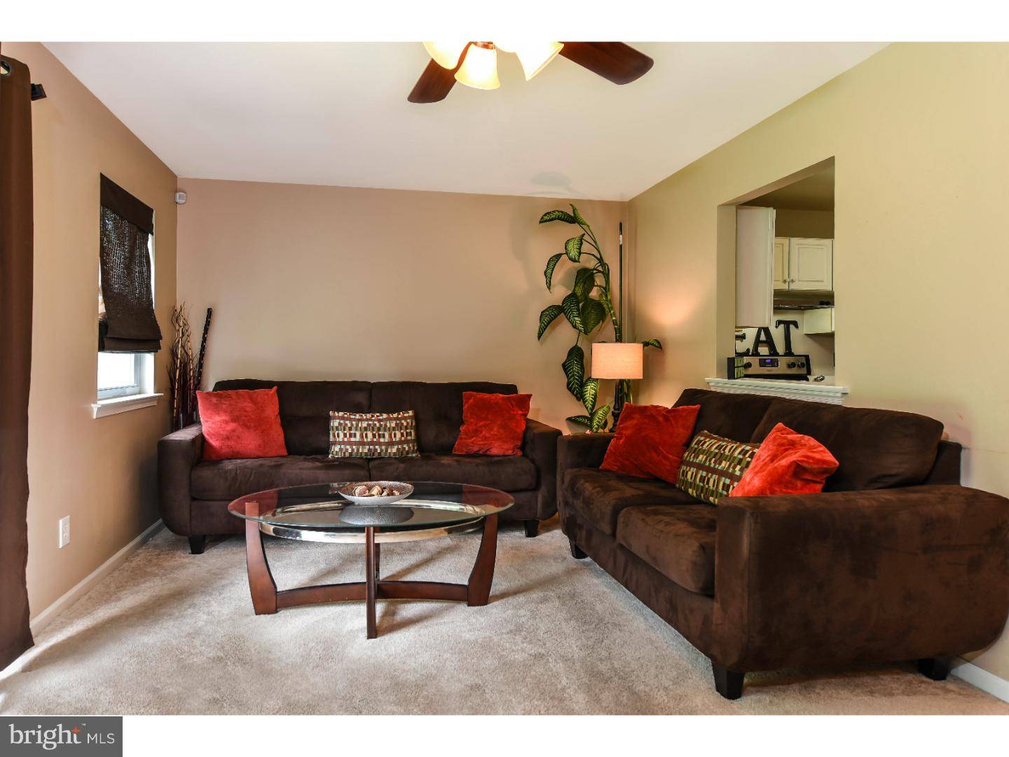 Newark, DE 19702,24 WOODCREST CT