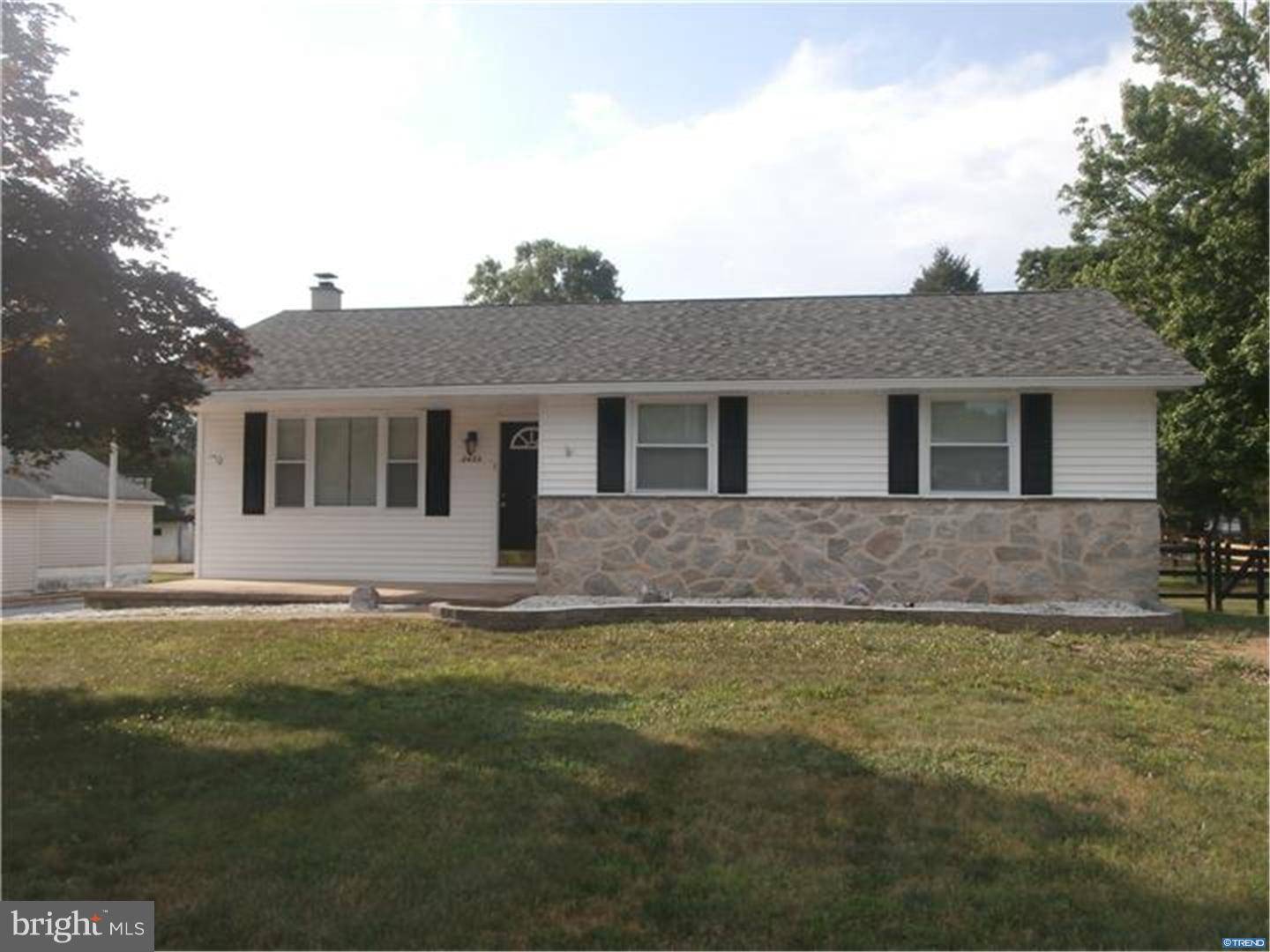 2433 OLD COUNTY RD, Newark, DE 19702