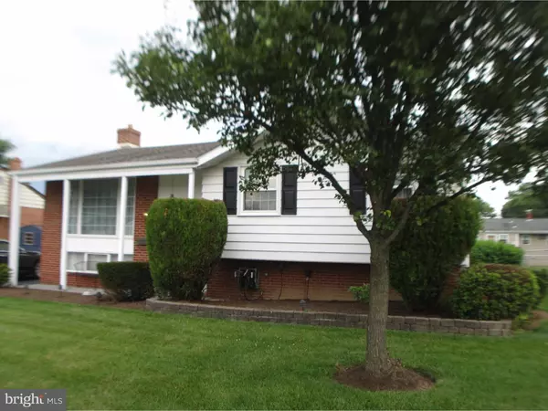 1114 MAYFLOWER DR, Newark, DE 19711