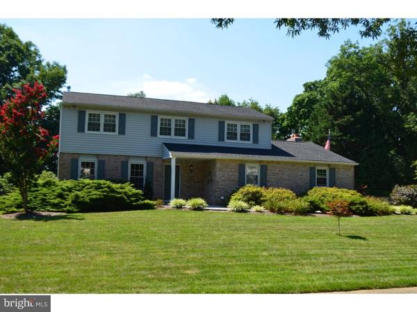 8 GATES CIR, Hockessin, DE 19707