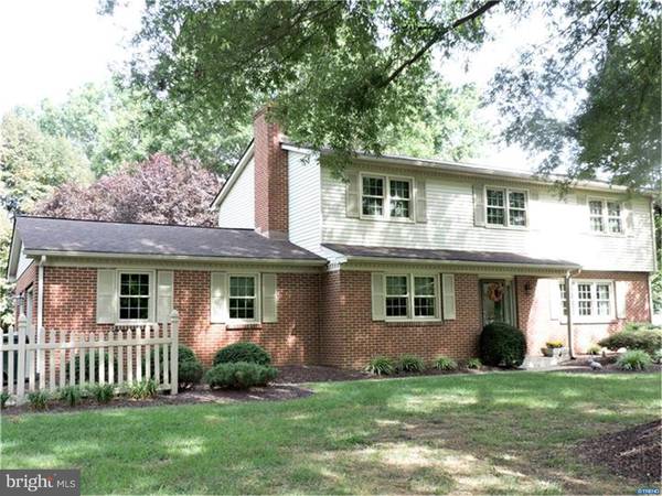 6 CHESAPEAKE DR, Bear, DE 19701