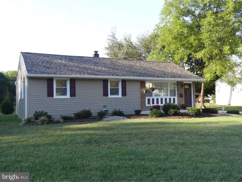 23 W CLAIRMONT DR, Newark, DE 19702