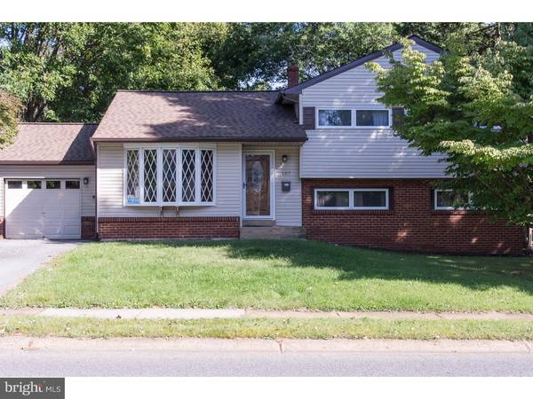 157 W SHELLEY DR, Claymont, DE 19703