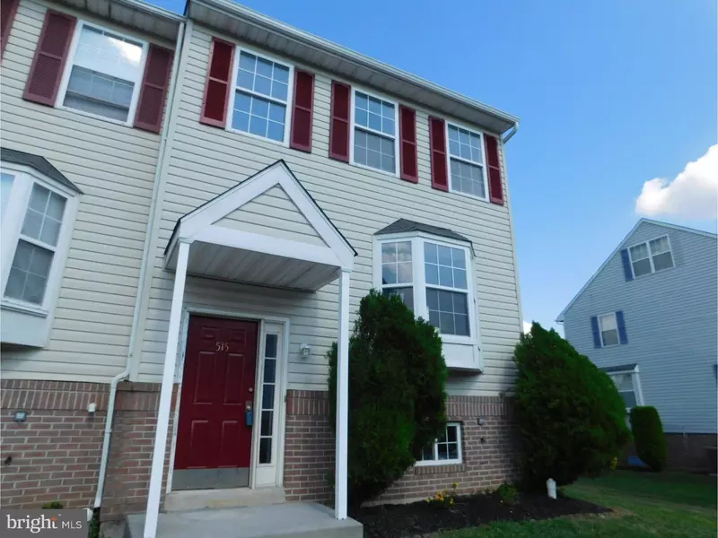 515 CANARY DR, Newark, DE 19702