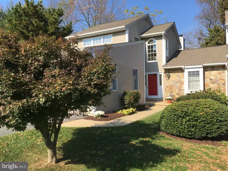 30 SCOTCH PINE RD, Newark, DE 19711