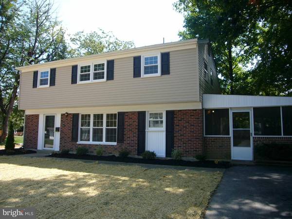 503 ROSEWOOD DR, Newark, DE 19713