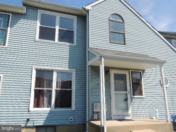 110 GERMANTOWN CT, Newark, DE 19702