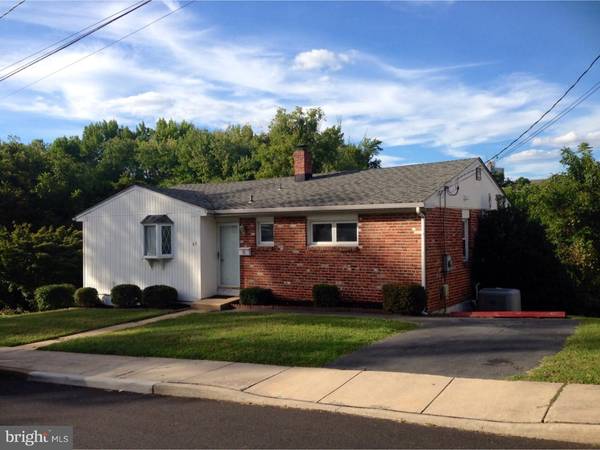 82 RAY ST, Newark, DE 19711