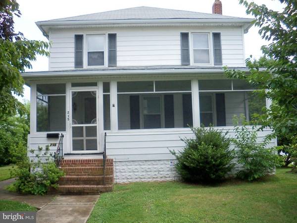 215 COLUMBIA AVE, Dover, DE 19904