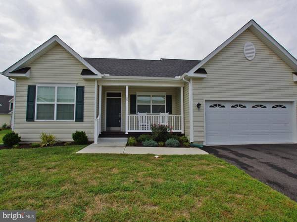 29 WINDING CARRIAGE LN, Dover, DE 19904