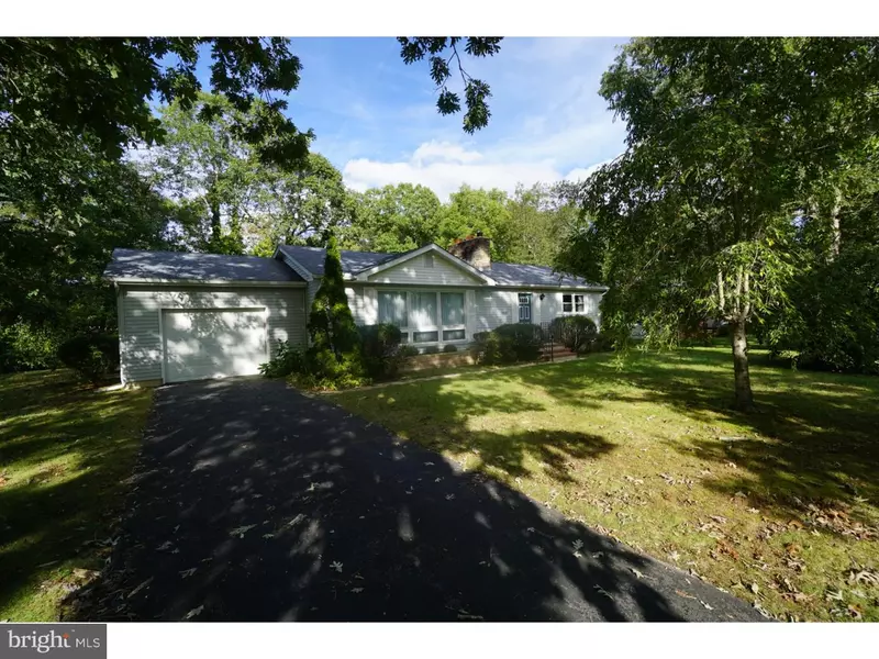 2410 HOLLY DR, Millville, NJ 08332