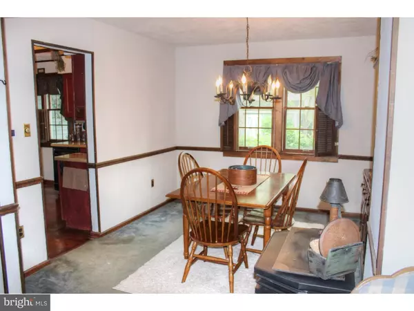 Gibbstown, NJ 08027,508 MYRTLE AVE