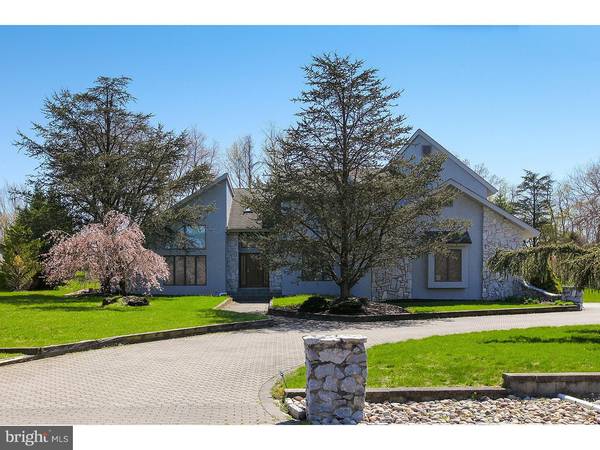 61 BERKSHIRE DR, Sewell, NJ 08080