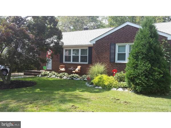 75 ADALISA AVE, Gibbstown, NJ 08027