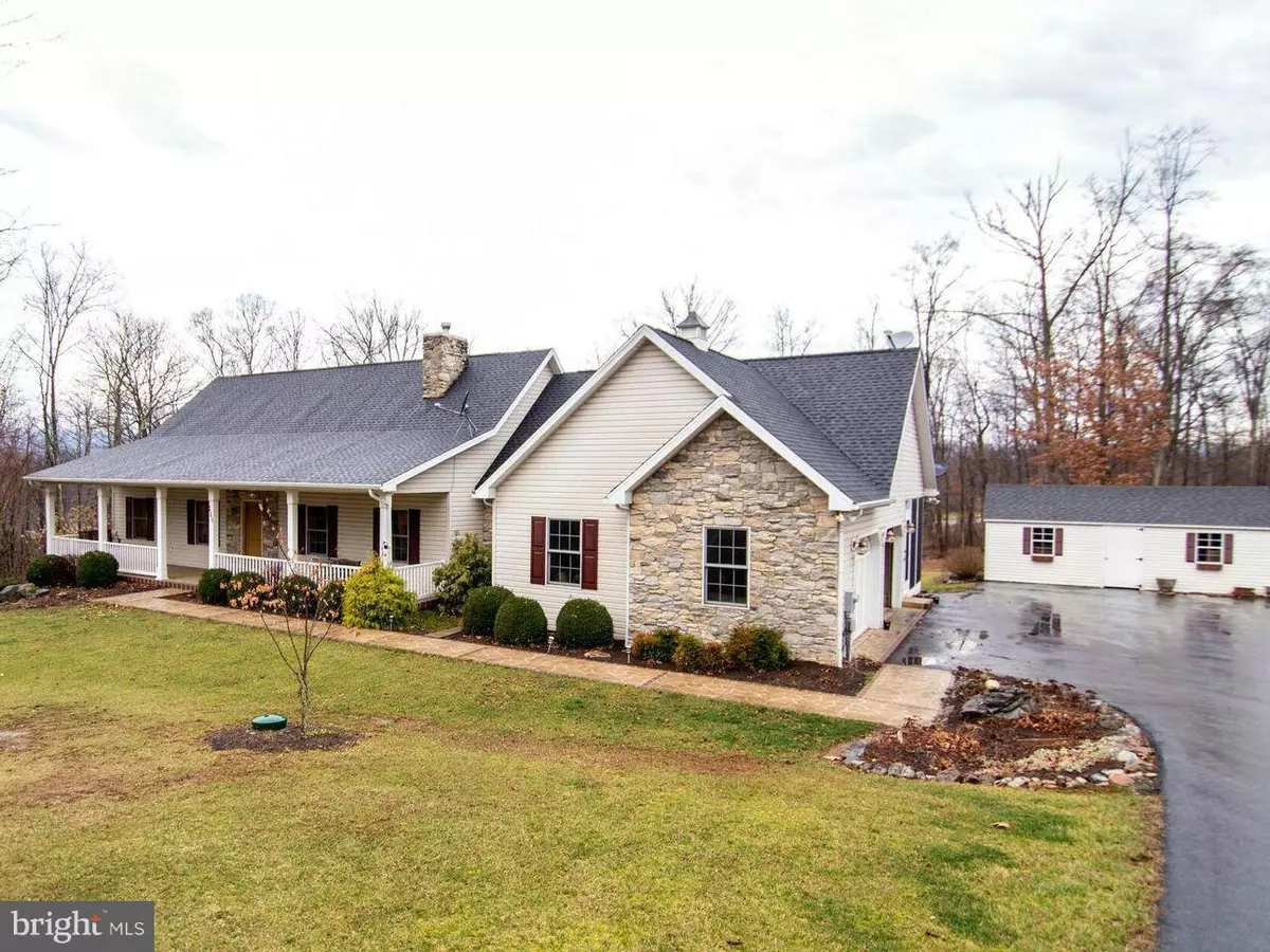 Hedgesville, WV 25427,163 SIMPLY ASHLEY CT