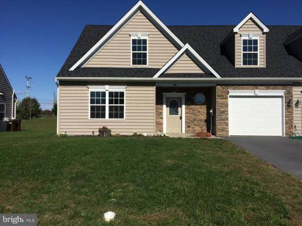 3621 OAKLEY DR, Greencastle, PA 17225