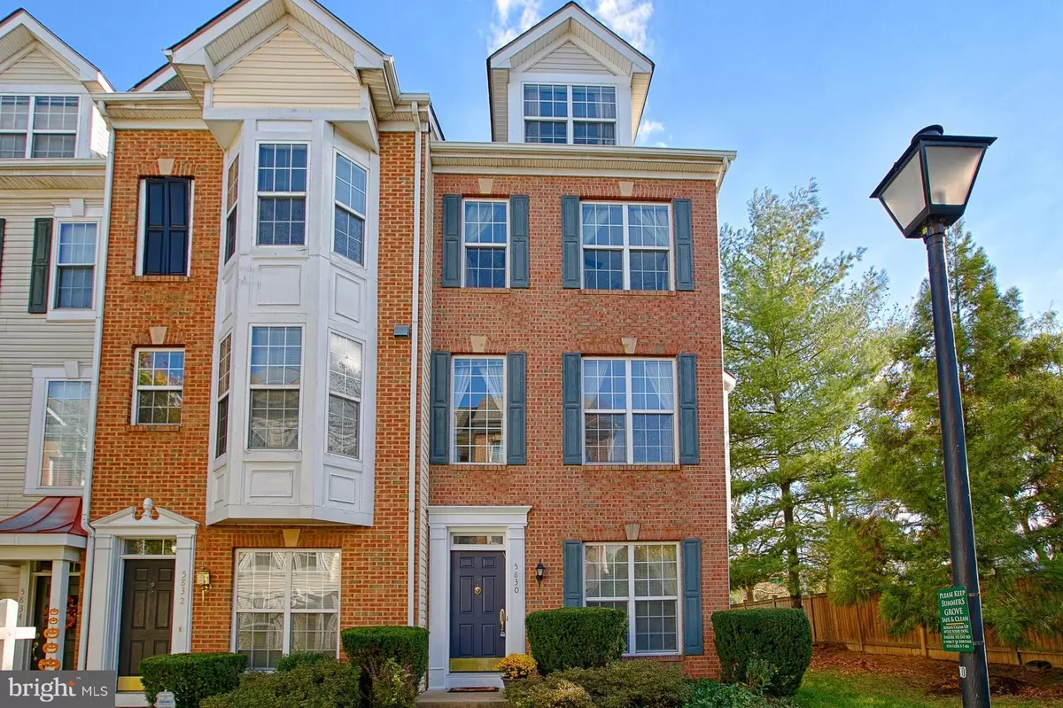 Alexandria, VA 22304,5830 COWLING CT