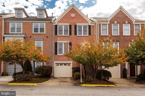 8021 READINGTON CT, Springfield, VA 22152