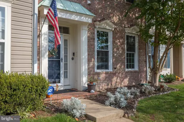 Chantilly, VA 20152,42838 CEDAR HEDGE ST
