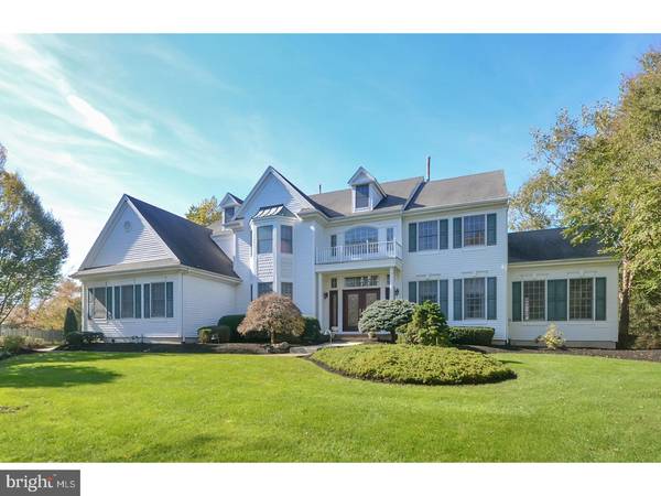 8 SNOWBIRD CT, West Windsor, NJ 08550