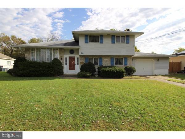 24 STEPHEN DR, Glendora, NJ 08029