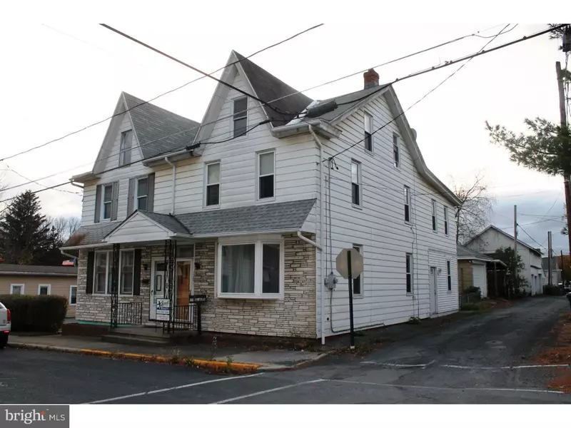 120 S WAYNE ST, Orwigsburg, PA 17961