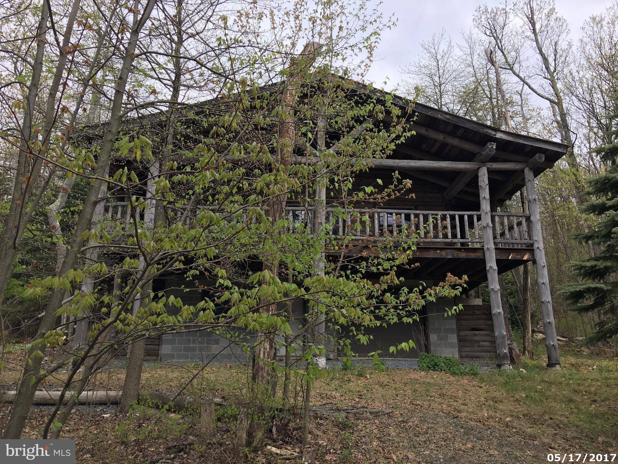 15743 HICKORY DR, Fort Loudon, PA 17224