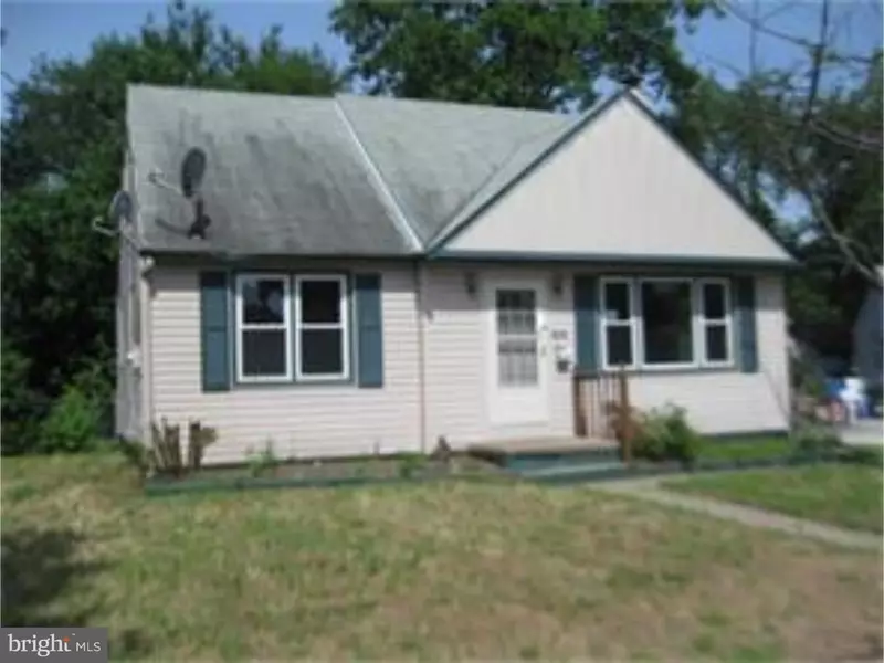 414 CAMDEN AVE, Magnolia, NJ 08049