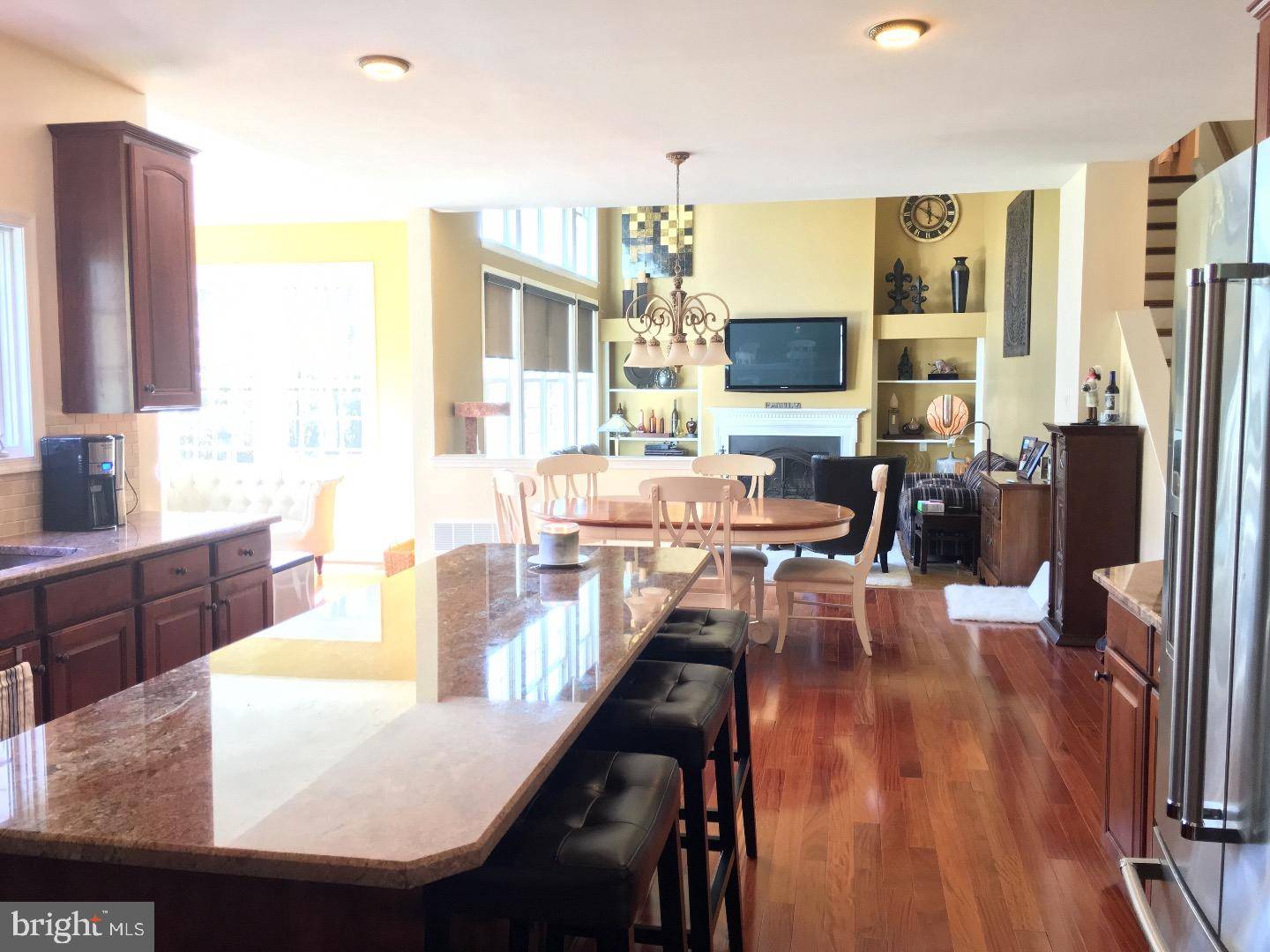 Ambler, PA 19002,935 TALAMORE DR