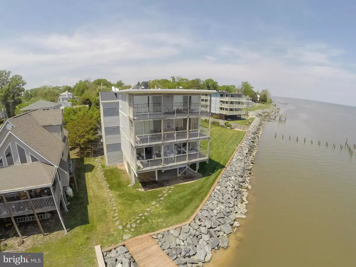 Colonial Beach, VA 22443,17 LINCOLN AVE #105