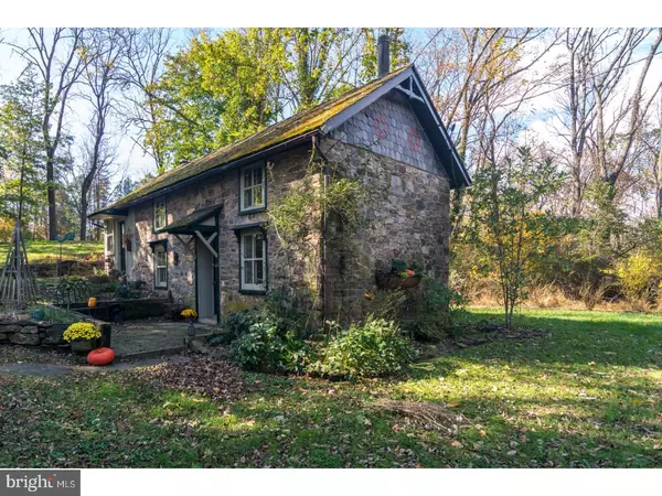 New Hope, PA 18902,2432 HOLICONG RD