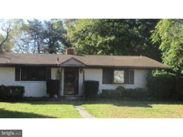 108 LA PIERRE AVE, Lawnside, NJ 08045