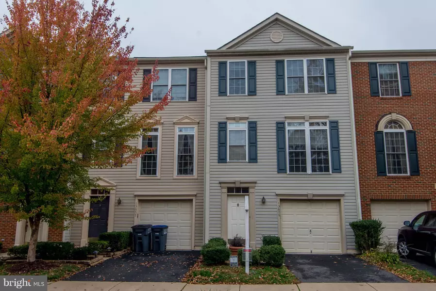 13679 LAVENDER MIST LN, Centreville, VA 20120