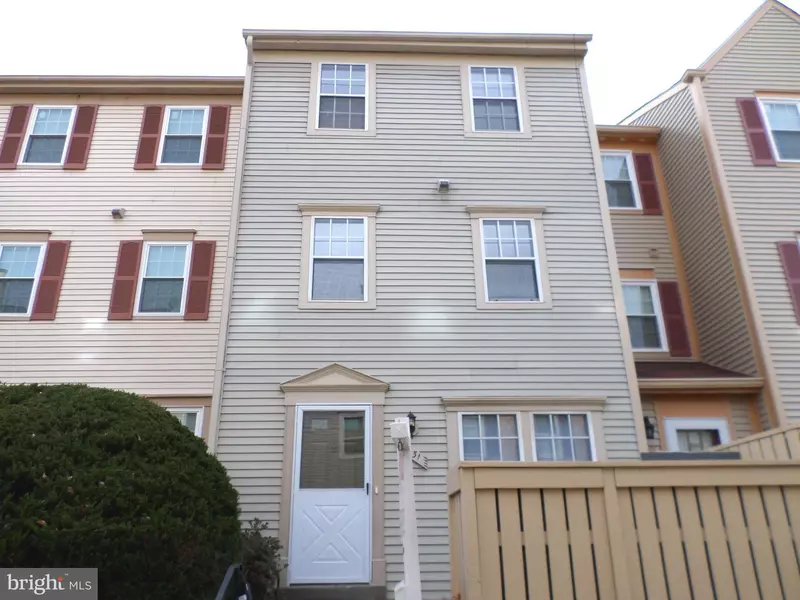 11431 APPLEDOWRE WAY #16, Germantown, MD 20876