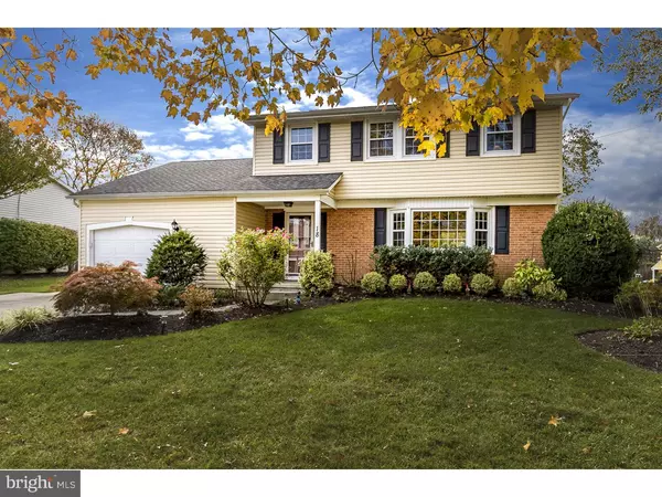 18 COBBLESTONE RD, Cherry Hill, NJ 08003