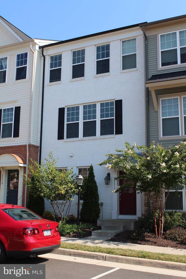 25512 FELTRE TER, Chantilly, VA 20152