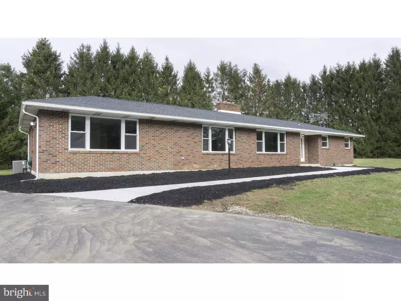 3770 HAUPTS BRIDGE RD, Riegelsville, PA 18077