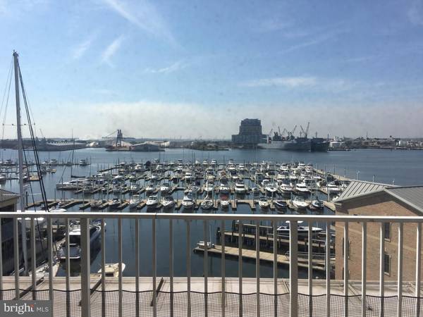 2702 LIGHTHOUSE POINT EAST #523, Baltimore, MD 21224